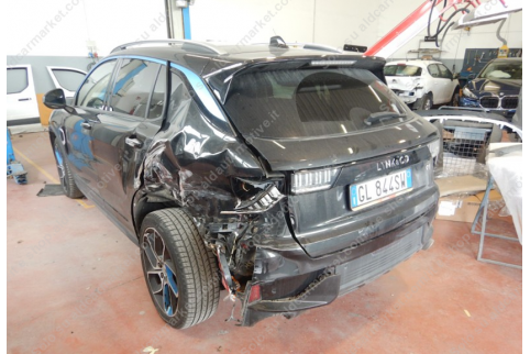 2022 LYNK & CO 01, Benzinas / Elektra